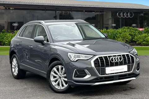 NV22ZJZ Audi Q3 Sport 35 TDI  150 PS S tronic Thumbnail #1