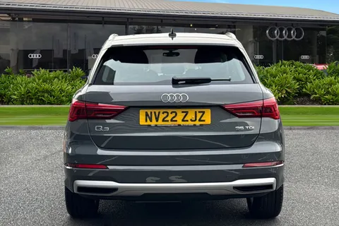 NV22ZJZ Audi Q3 Sport 35 TDI  150 PS S tronic Thumbnail #4
