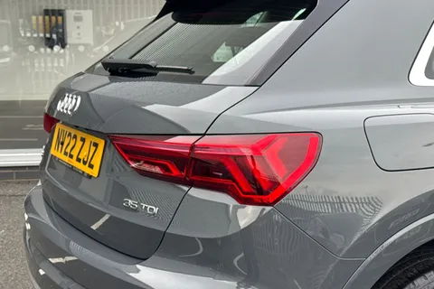 NV22ZJZ Audi Q3 Sport 35 TDI  150 PS S tronic Thumbnail #7