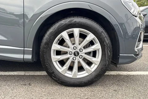 NV22ZJZ Audi Q3 Sport 35 TDI  150 PS S tronic Thumbnail #9