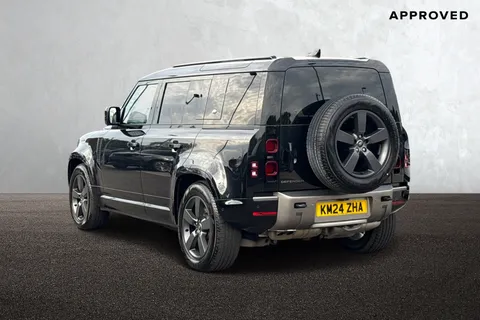 KM24ZHA Land Rover Defender 110 3.0 D300 110 X-Dynamic HSE 5dr Thumbnail #3