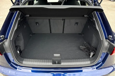 Audi S3 2.0 TFSI Black Edition Sportback S Tronic quattro Euro 6 (s/s) 5dr Thumbnail #7