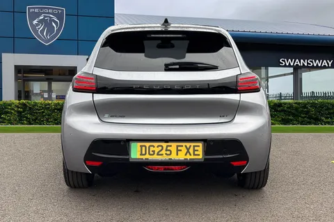 DG25FXE PEUGEOT e-208 51kWh GT Auto 5dr (7.4kW Charger) Thumbnail #5