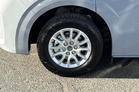 BV75OCH Volkswagen E-Transporter SWB 218PS 65kWh Electric Panel Van Thumbnail #12