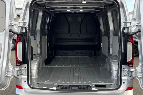 BV75OFA Volkswagen E-Transporter SWB 218PS  65kWh Electric Panel Van Thumbnail #7