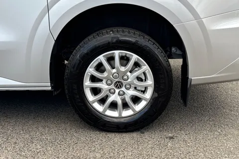 BV75OFA Volkswagen E-Transporter SWB 218PS  65kWh Electric Panel Van Thumbnail #12