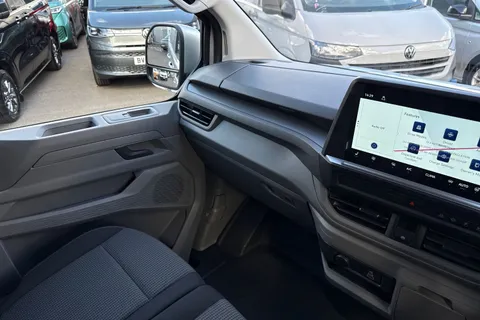 BV75OFA Volkswagen E-Transporter SWB 218PS  65kWh Electric Panel Van Thumbnail #20