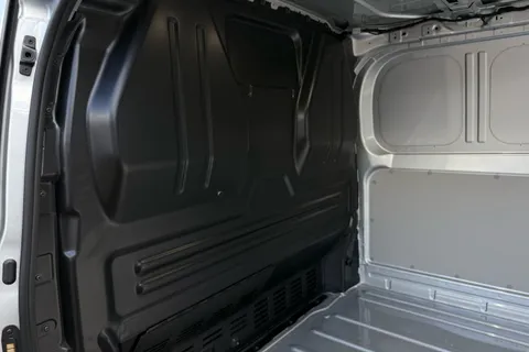 BV75OFA Volkswagen E-Transporter SWB 218PS  65kWh Electric Panel Van Thumbnail #47