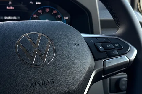 BV75OFA Volkswagen E-Transporter SWB 218PS  65kWh Electric Panel Van Thumbnail #61