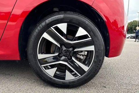 12 of 66 for PEUGEOT 208 100kW E-Style 50kWh 5dr Auto