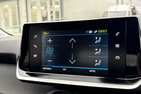 21 of 66 for PEUGEOT 208 100kW E-Style 50kWh 5dr Auto