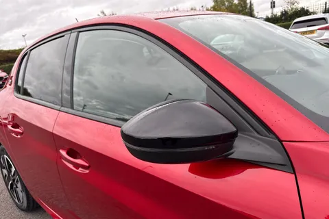 27 of 66 for PEUGEOT 208 100kW E-Style 50kWh 5dr Auto