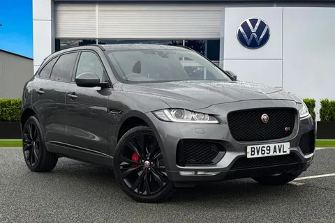 BV69AVL Jaguar F-Pace 3.0 D300 V6 S Auto AWD Euro 6 (s/s) 5dr Thumbnail #2