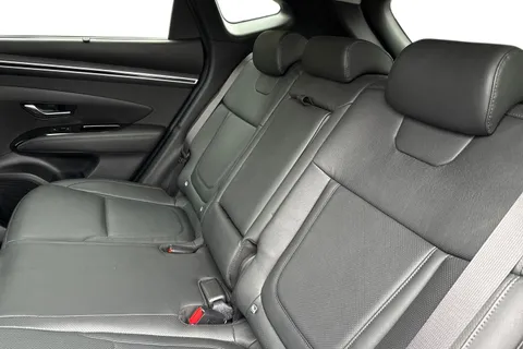 DA73ENW Hyundai Tucson 1.6 h T-GDi Ultimate Auto Euro 6 (s/s) 5dr Thumbnail #19