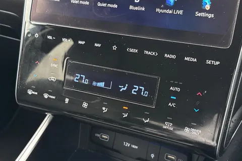 DA73ENW Hyundai Tucson 1.6 h T-GDi Ultimate Auto Euro 6 (s/s) 5dr Thumbnail #22