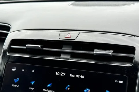 DA73ENW Hyundai Tucson 1.6 h T-GDi Ultimate Auto Euro 6 (s/s) 5dr Thumbnail #35