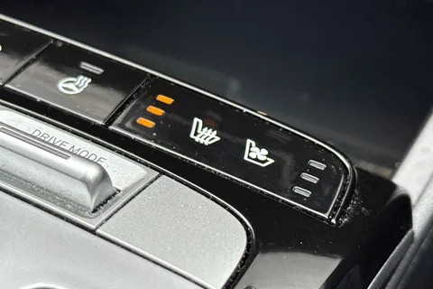 DA73ENW Hyundai Tucson 1.6 h T-GDi Ultimate Auto Euro 6 (s/s) 5dr Thumbnail #36