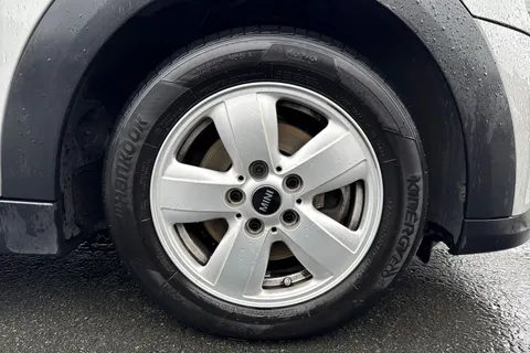 PE72YMM Mini Hatch 1.5 Cooper Classic Steptronic Euro 6 (s/s) 3dr Thumbnail #14