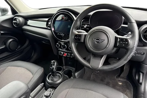 PE72YMM Mini Hatch 1.5 Cooper Classic Steptronic Euro 6 (s/s) 3dr Thumbnail #15