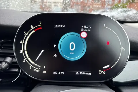 PE72YMM Mini Hatch 1.5 Cooper Classic Steptronic Euro 6 (s/s) 3dr Thumbnail #38