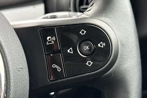 PE72YMM Mini Hatch 1.5 Cooper Classic Steptronic Euro 6 (s/s) 3dr Thumbnail #39