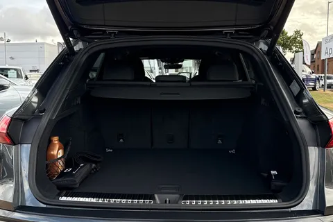  Audi Q5 2.0 TDI S line S Tronic quattro Euro 6 (s/s) 5dr Thumbnail #7