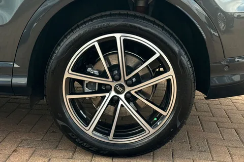  Audi Q5 2.0 TDI S line S Tronic quattro Euro 6 (s/s) 5dr Thumbnail #11