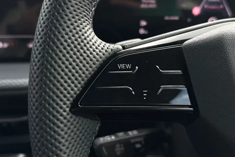  Audi Q5 2.0 TDI S line S Tronic quattro Euro 6 (s/s) 5dr Thumbnail #35