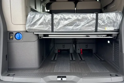 BV75OEH Volkswagen California 1.5 eHybrid 245ps 4Motion DSG Thumbnail #40