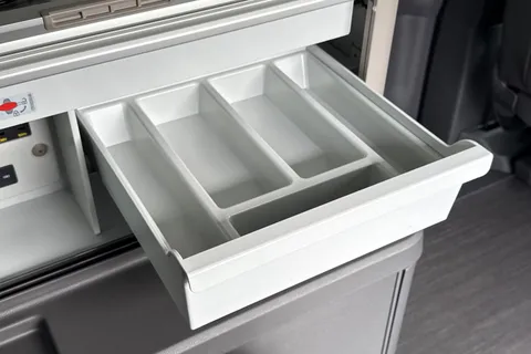 BV75OEH Volkswagen California 1.5 eHybrid 245ps 4Motion DSG Thumbnail #46