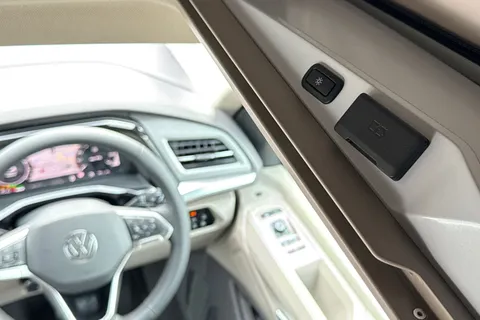 BV75OEH Volkswagen California 1.5 eHybrid 245ps 4Motion DSG Thumbnail #60