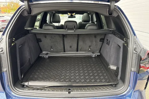 MD73WNC BMW Ix3 80kWh M Sport Auto 5dr Thumbnail #7