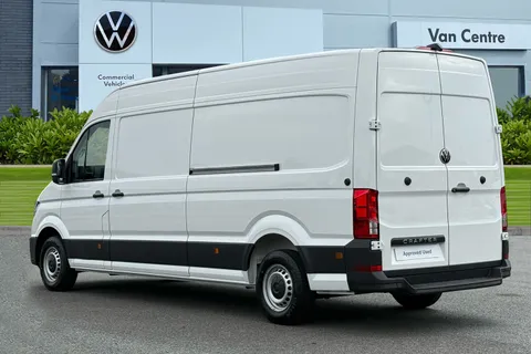 DE75OUB Volkswagen Crafter CR35 Panel van Commerce Plus LWB 140 PS 2.0 TDI 8sp Auto - Delivery Mileage Thumbnail #3