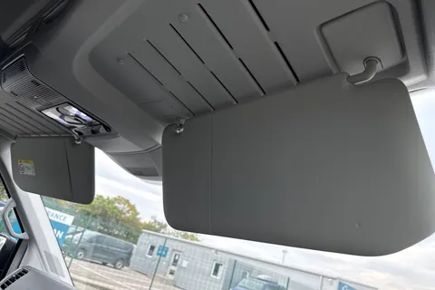 DE75OUB Volkswagen Crafter CR35 Panel van Commerce Plus LWB 140 PS 2.0 TDI 8sp Auto - Delivery Mileage Thumbnail #49