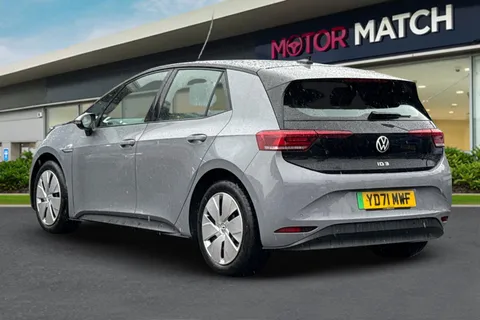 YD71MWF Volkswagen ID.3 Pure Performance 45kWh Life Auto 5dr Thumbnail #3