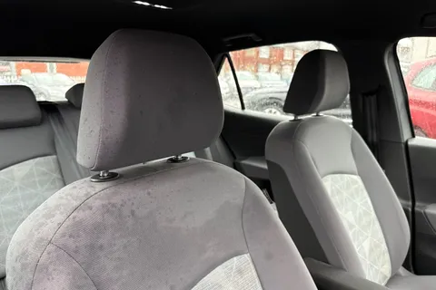 YD71MWF Volkswagen ID.3 Pure Performance 45kWh Life Auto 5dr Thumbnail #22