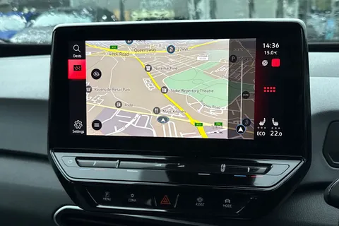 YD71MWF Volkswagen ID.3 Pure Performance 45kWh Life Auto 5dr Thumbnail #38