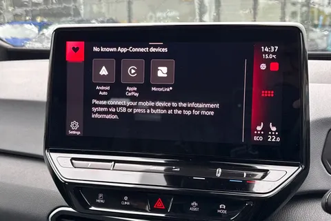 YD71MWF Volkswagen ID.3 Pure Performance 45kWh Life Auto 5dr Thumbnail #40