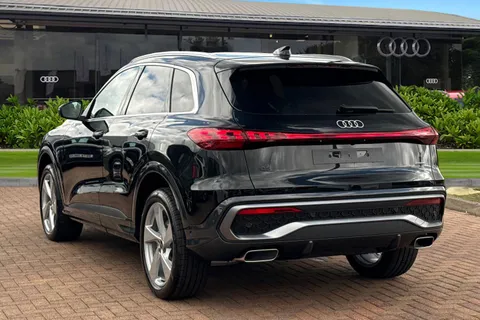 Audi Q5 2.0 TFSI S line S Tronic quattro Euro 6 (s/s) 5dr Thumbnail #3