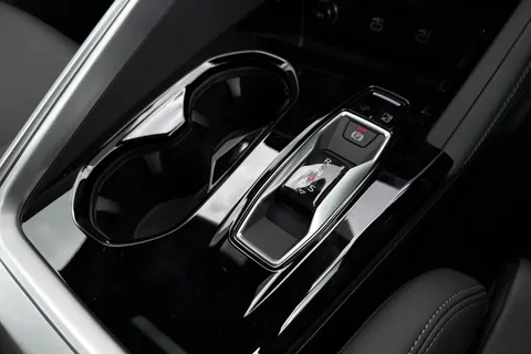 Audi Q5 2.0 TFSI S line S Tronic quattro Euro 6 (s/s) 5dr Thumbnail #23