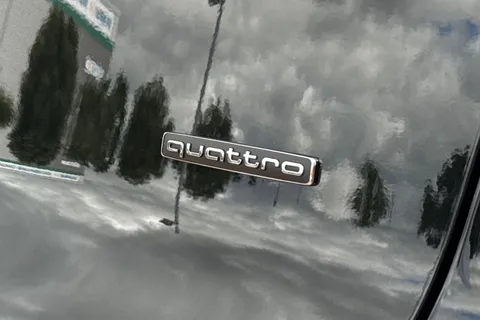 Audi Q5 2.0 TFSI S line S Tronic quattro Euro 6 (s/s) 5dr Thumbnail #47