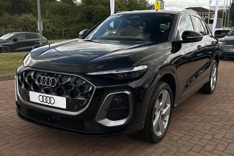 Audi Q5 2.0 TFSI S line S Tronic quattro Euro 6 (s/s) 5dr Thumbnail #61