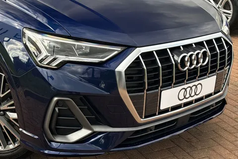 Audi Q3 1.5 TFSI CoD 35 S line S Tronic Euro 6 (s/s) 5dr Thumbnail #9