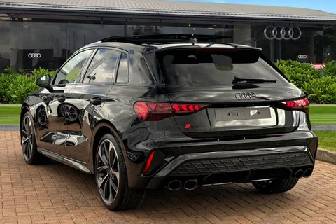  Audi S3 2.0 TFSI Black Edition Sportback S Tronic quattro Euro 6 (s/s) 5dr Thumbnail #3