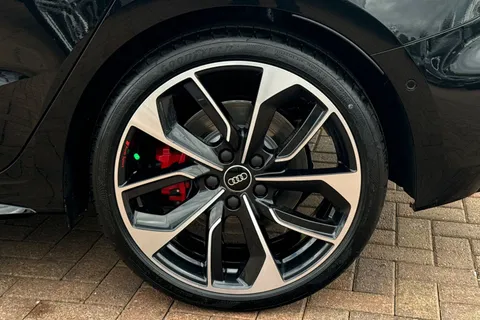  Audi S3 2.0 TFSI Black Edition Sportback S Tronic quattro Euro 6 (s/s) 5dr Thumbnail #13