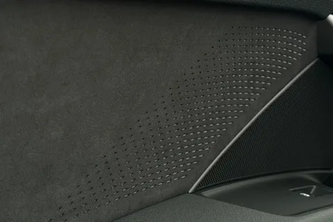  Audi S3 2.0 TFSI Black Edition Sportback S Tronic quattro Euro 6 (s/s) 5dr Thumbnail #35