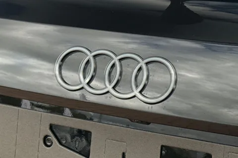  Audi S3 2.0 TFSI Black Edition Sportback S Tronic quattro Euro 6 (s/s) 5dr Thumbnail #47