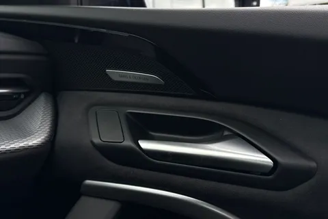  Audi Q5 2.0 TDI Edition 1 Sportback S Tronic quattro Euro 6 (s/s) 5dr Thumbnail #21