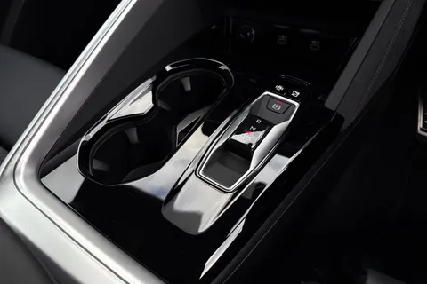  Audi Q5 2.0 TDI Edition 1 Sportback S Tronic quattro Euro 6 (s/s) 5dr Thumbnail #23