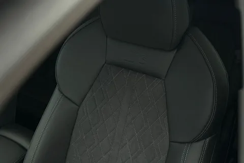  Audi Q5 2.0 TDI Edition 1 Sportback S Tronic quattro Euro 6 (s/s) 5dr Thumbnail #31